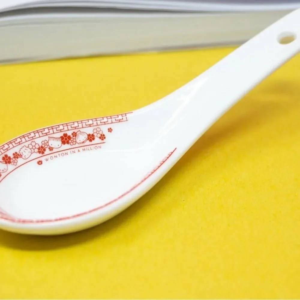 Wontoninamillion advent calendar item Red and White Ceramic Spoon new